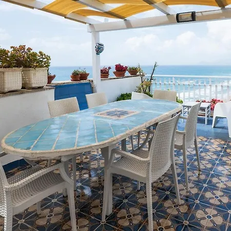 Casa Celeste Sperlongaresort شقة *